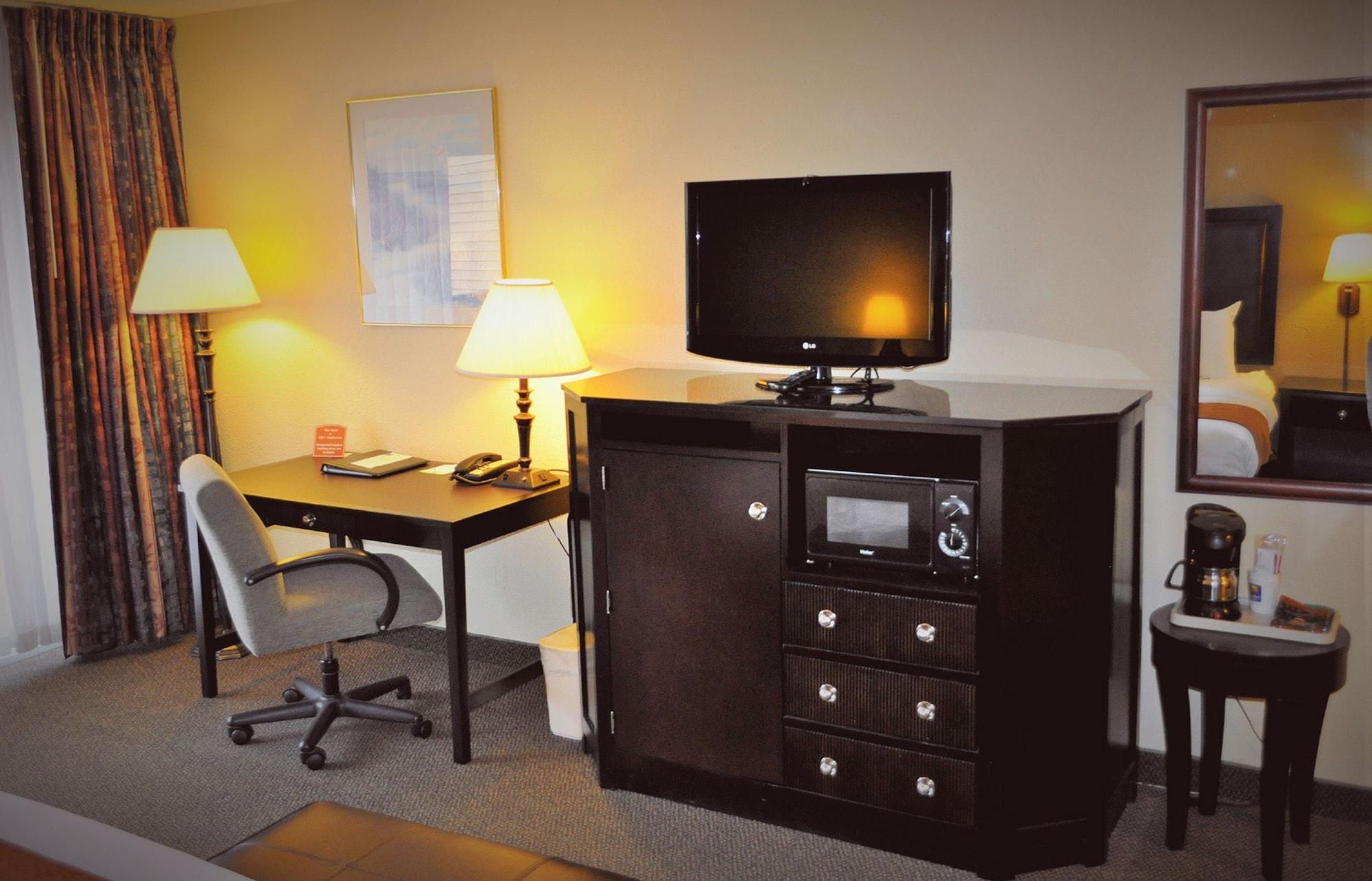 Comfort Inn & Suites Линкън Сити Екстериор снимка