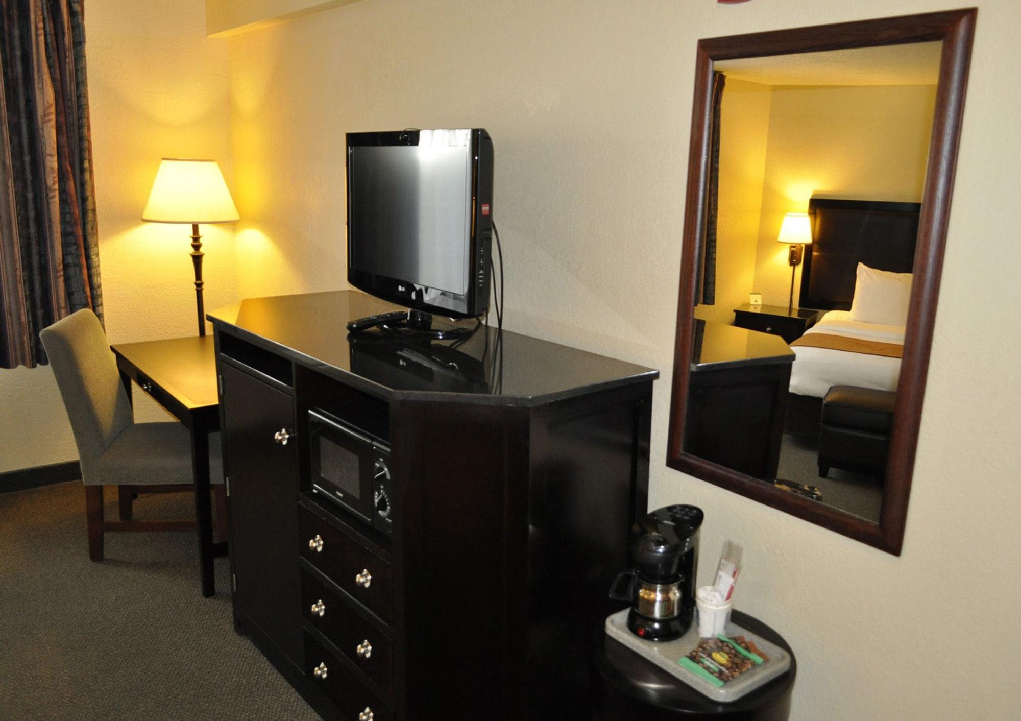 Comfort Inn & Suites Линкън Сити Екстериор снимка