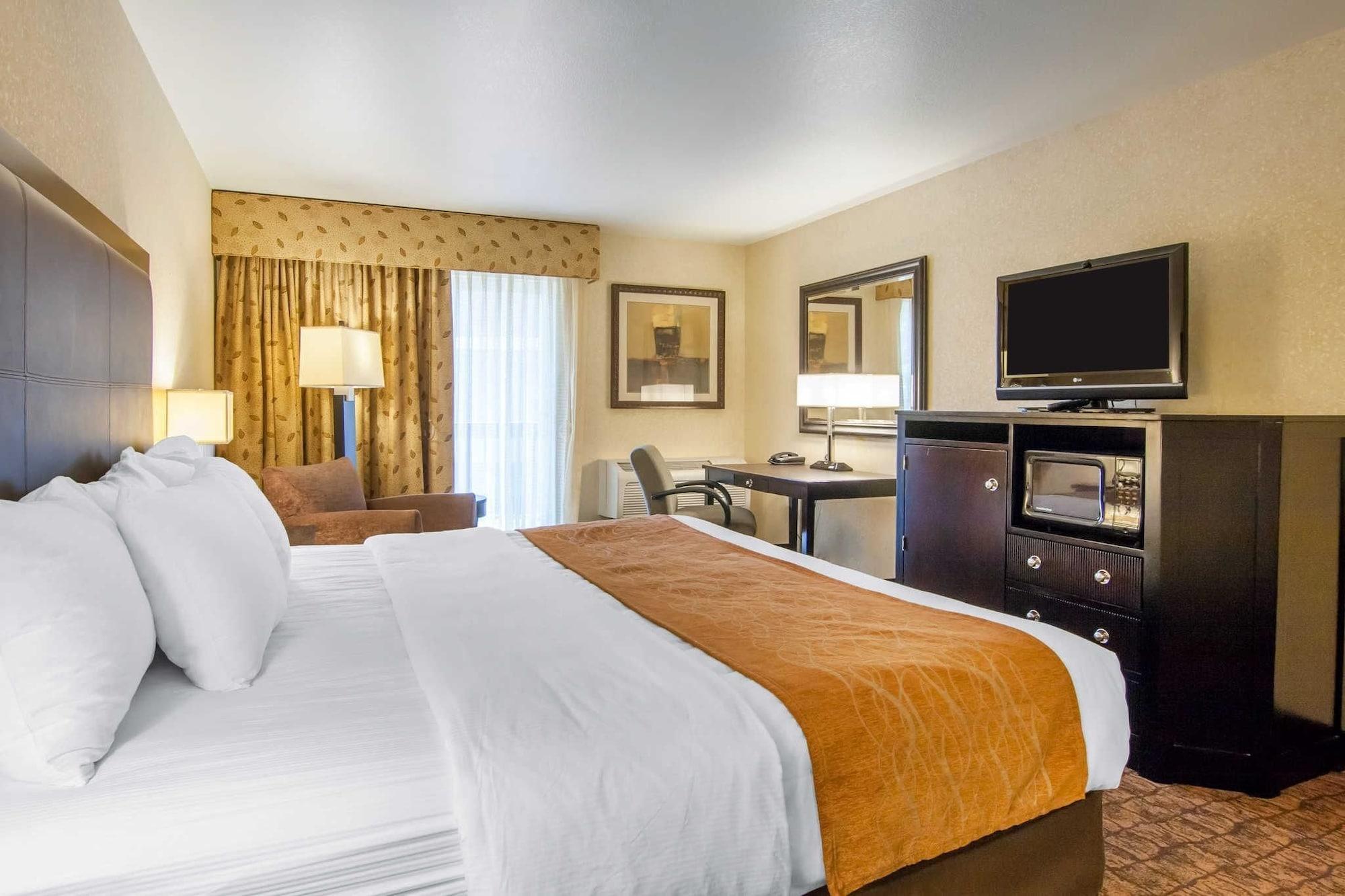 Comfort Inn & Suites Линкън Сити Екстериор снимка