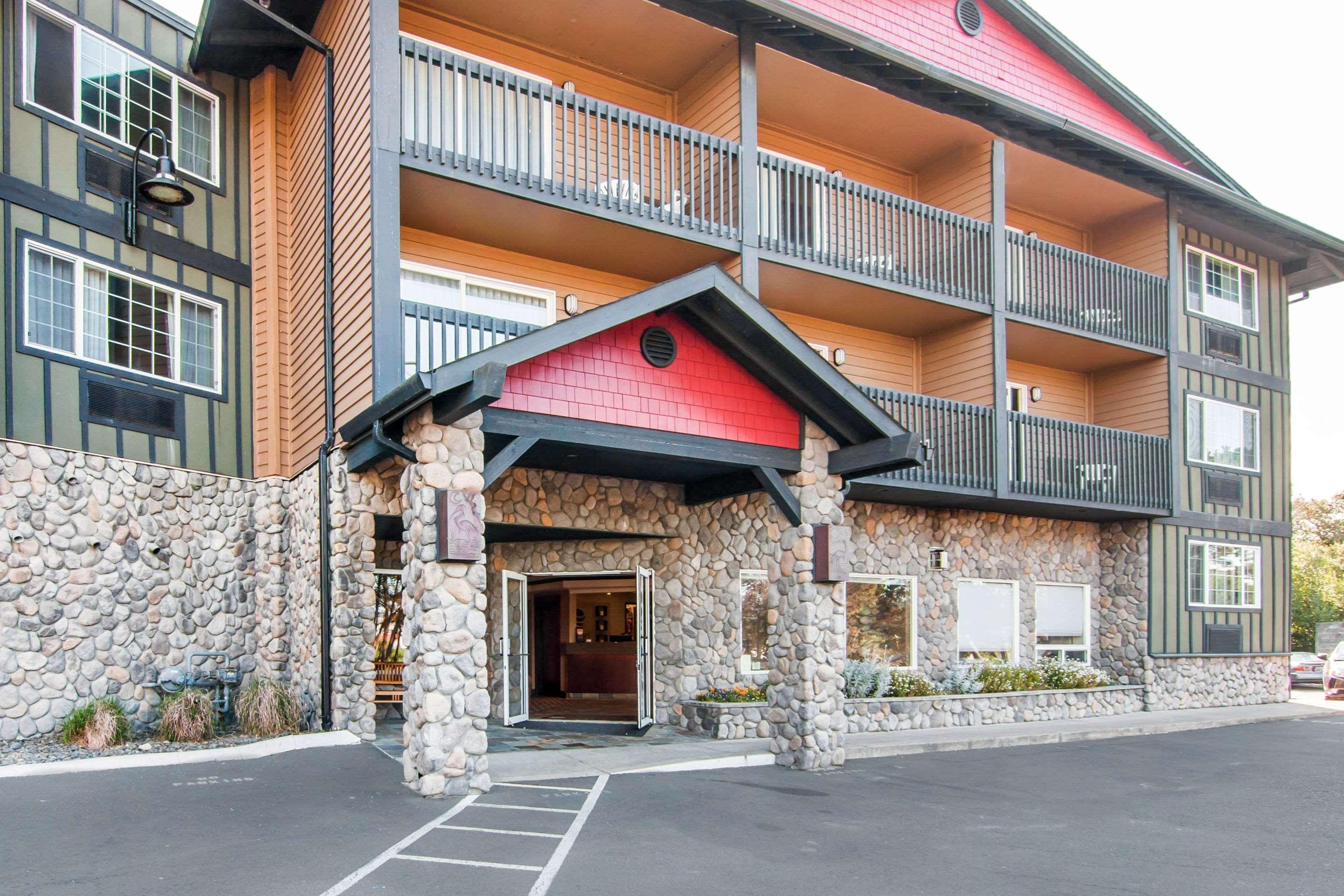 Comfort Inn & Suites Линкън Сити Екстериор снимка
